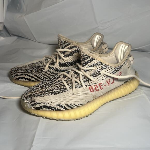 Size 8 Men\'s Adidas Yeezy Boost 350 V2 Low Zebra Sneakers main image 6